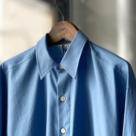 AURALEE 　WASHED FINX TWILL BIG SHIRT