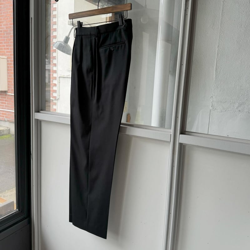 AURALEE LIGHT WOOL MAX GABARDINE TWO-TUCK SLACK AURALEE LIGHT WOOL MAX GABARDINE TWO-TUCK SLACK