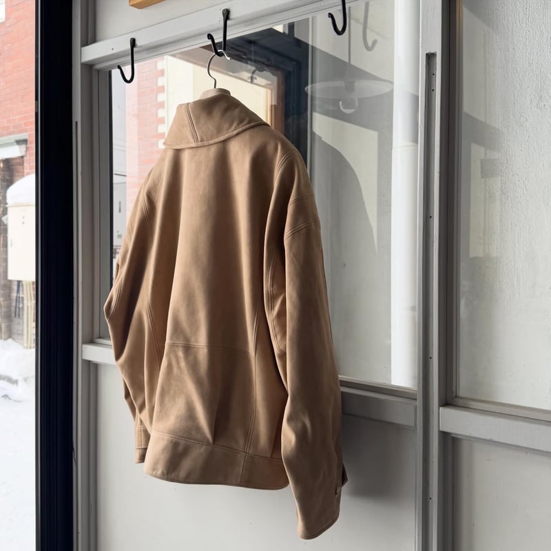 AURALEE SILKY GRAIN SUEDE BLOUSON | Less Higas