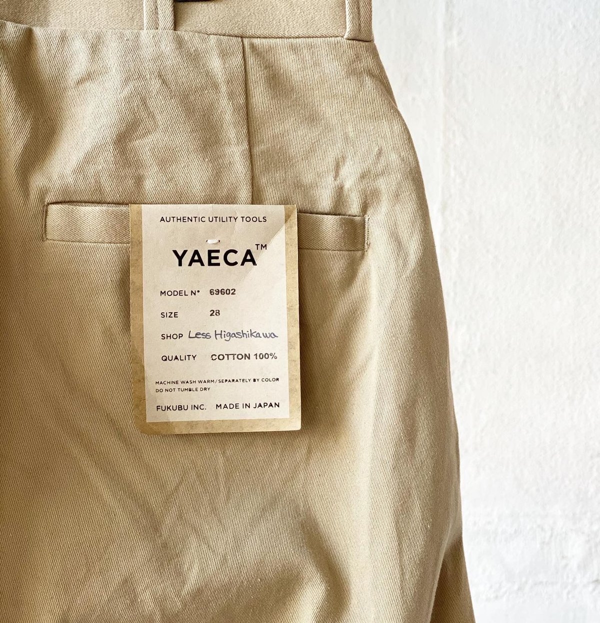 新品 タグ付き YAECA ヤエカ チノクロス パンツ ワイド カーキベージュ 新品 タグ付き YAECA ヤエカ チノクロス パンツ ワイド カーキ