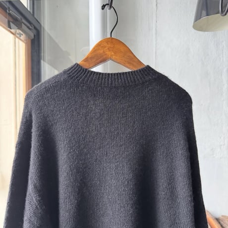 COMOLI　カシミヤ製品染 クルーネックニット