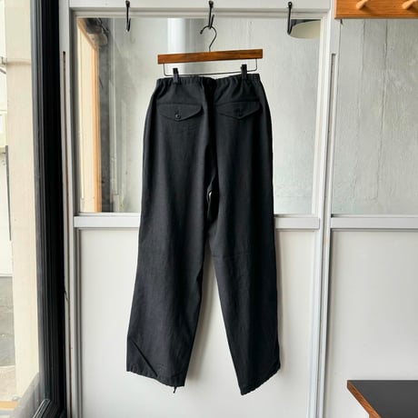 COMOLI　ウール ニータックパンツ
