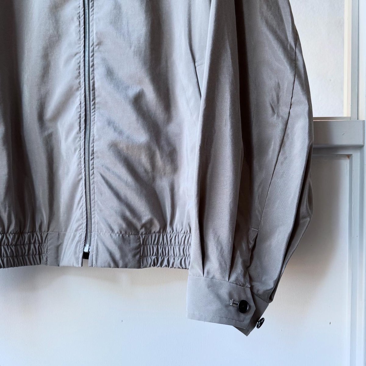 ssstein SILK NYLON ZIP UP BLOUSON | Less Hig