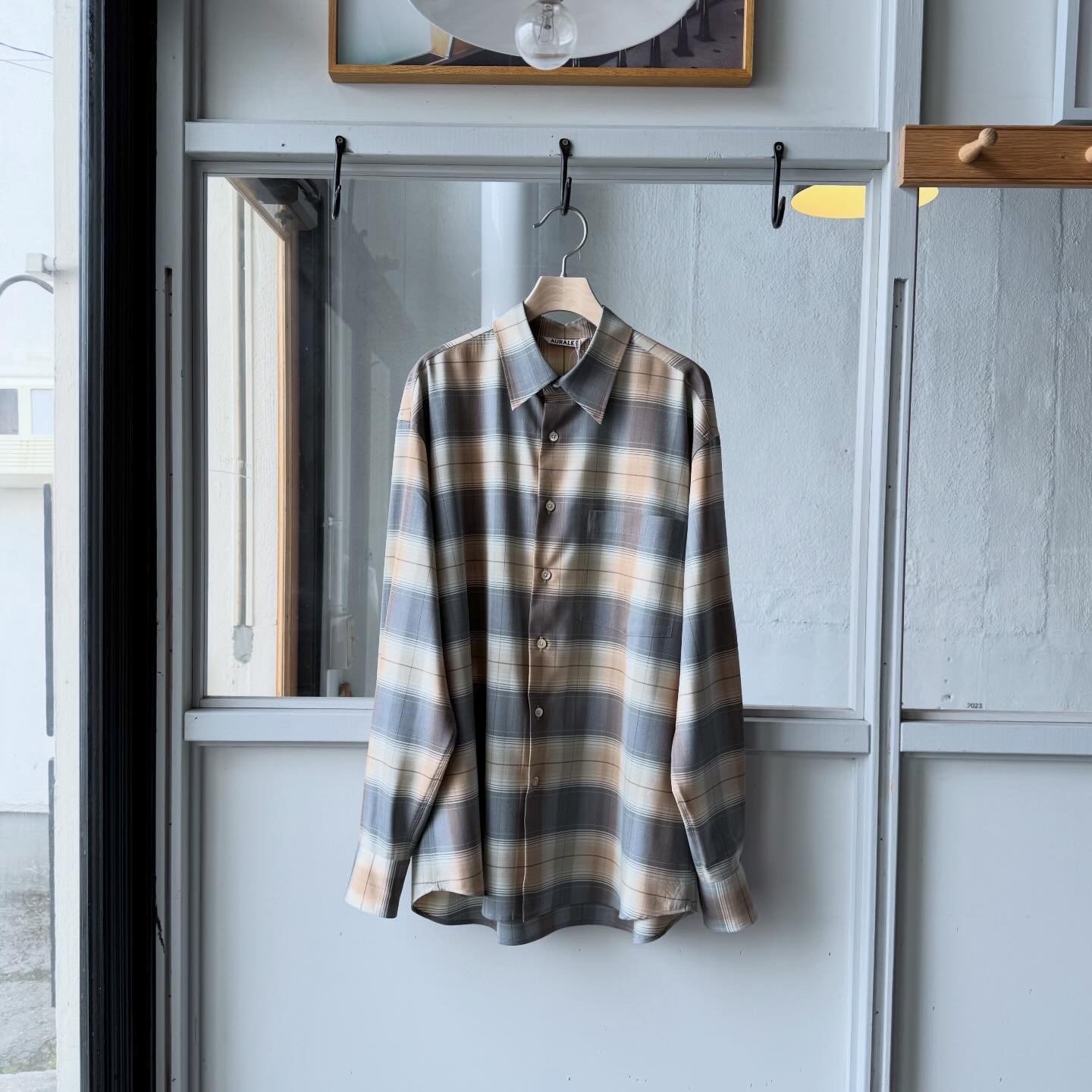 AURALEE SUPER LIGHT WOOL CHECK SHIRT | Less Hi