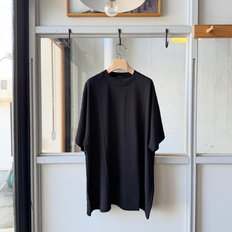 COMOLI コットンメッシュ 半袖Tシャツ | Less Higashikawa
