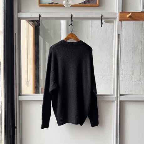 COMOLI　カシミヤ製品染 クルーネックニット