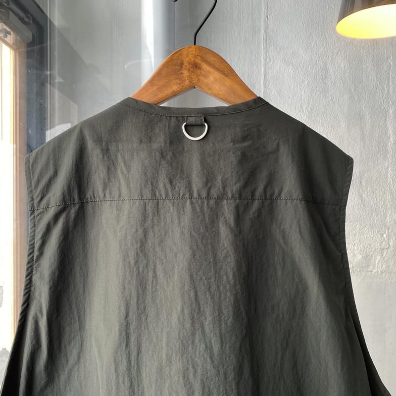 ssstein WINDBREAKER MULTI POCKET VEST - ST.