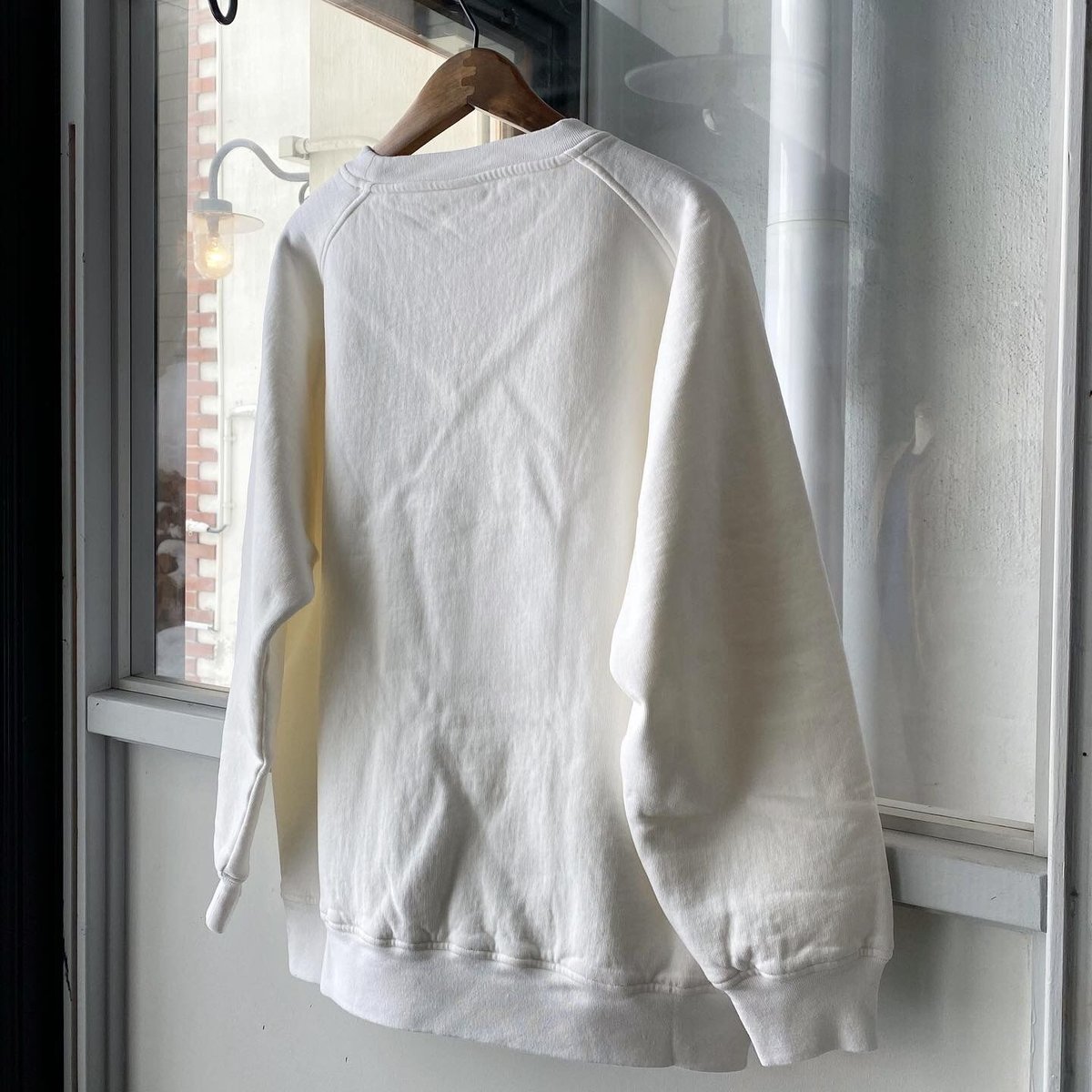 『むーた』COMOLI コモリ コットン吊裏毛 クルーネック COMOLI コットン吊裏毛 クルーネック | 大阪心斎橋のメンズ洋服