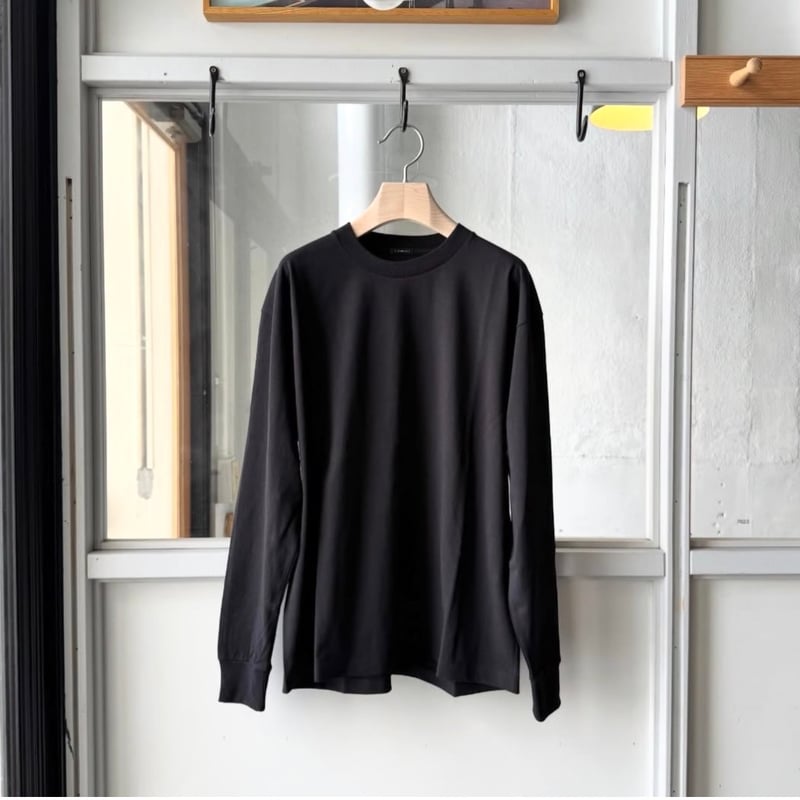 COMOLI コットンジャージ 長袖Tシャツ | Less Higashikawa