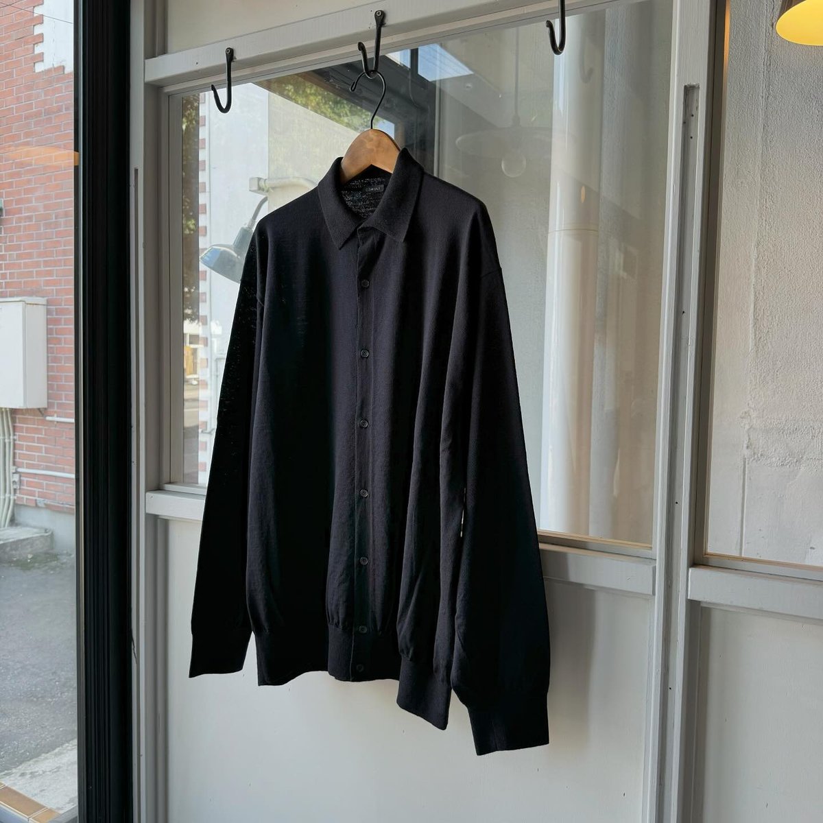 COMOLI ウール 衿付きカーディガン | Less Higashikawa COMOLI ウール 衿付きカーディガン | Less Higashikawa