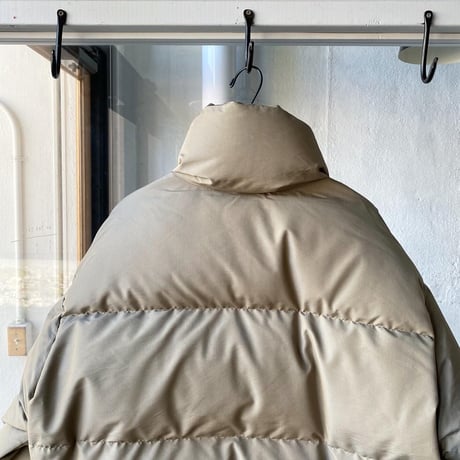 AURALEE 　FINX POLYESTER CHAMBRAY DOWN COAT