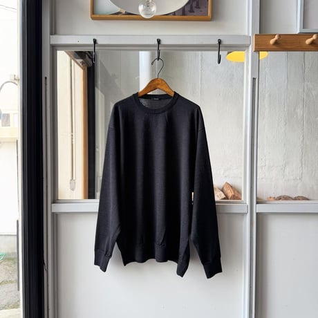 COMOLI　ウール クルーネックニット