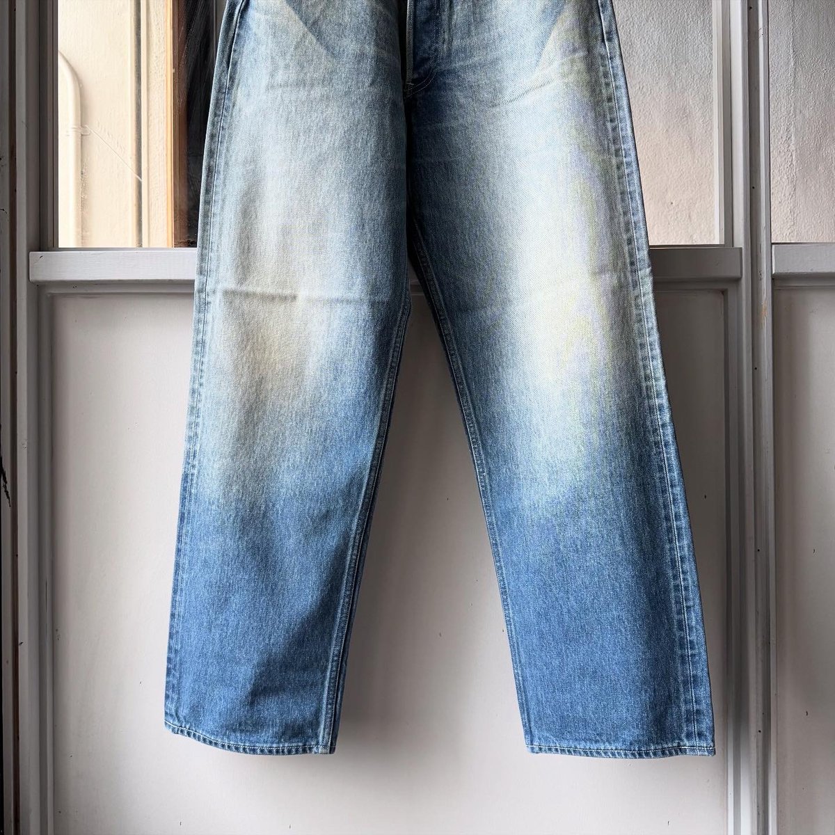 AURALEE SELVEDGE FADED HEAVY DENIM WIDE PANTS |