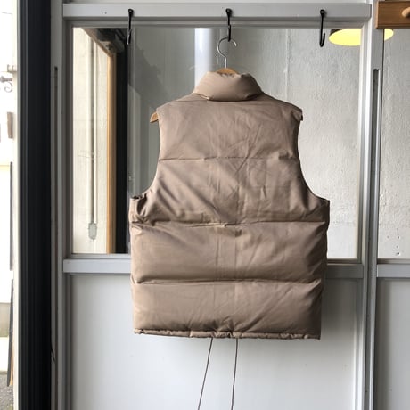 AURALEE  LIGHT FINX POLYESTER DOWN VEST (Womens)
