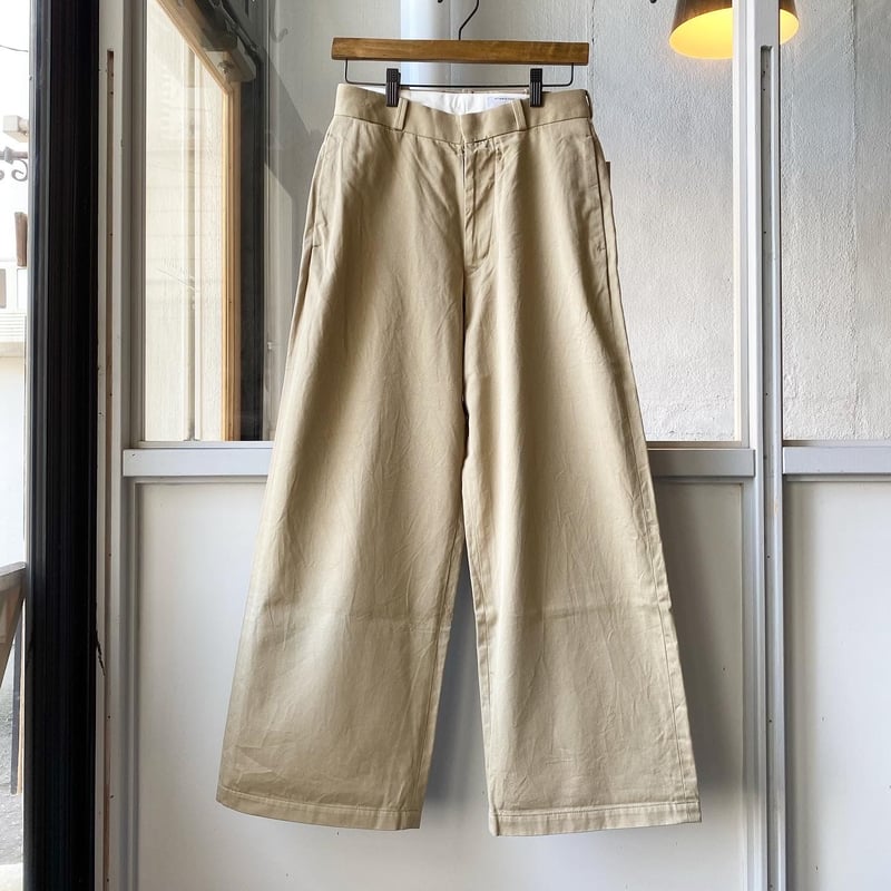 新品 タグ付き YAECA ヤエカ チノクロス パンツ ワイド カーキベージュ YAECA (ヤエカ) CHINO CLOTH PANTS WIDE TAPERED / チノクロス