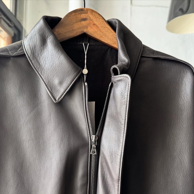 COMOLI シープスキン A-2ジャケット | Less Higashikawa