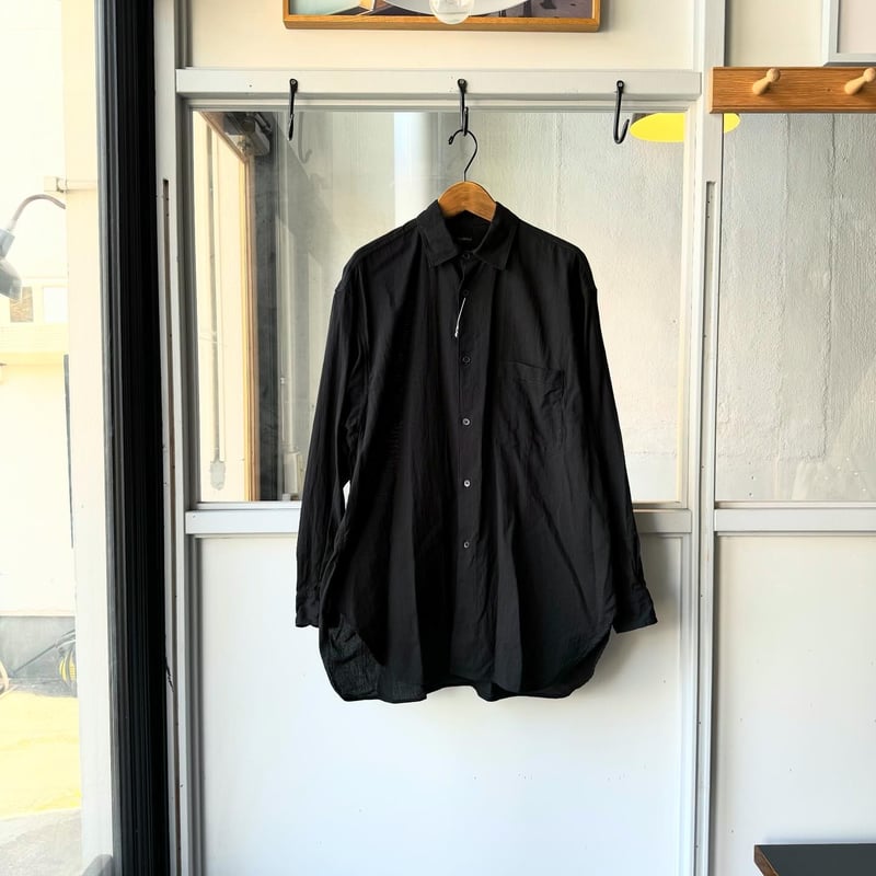 COMOLI オックス シャツ | Less Higashikawa COMOLI オックス シャツ | Less Higashikawa