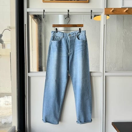 AURALEE　SELVEDGE FADED LIGHT DENIM WIDE PANTS