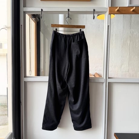 COMOLI　ウール ニット テーパードパンツ