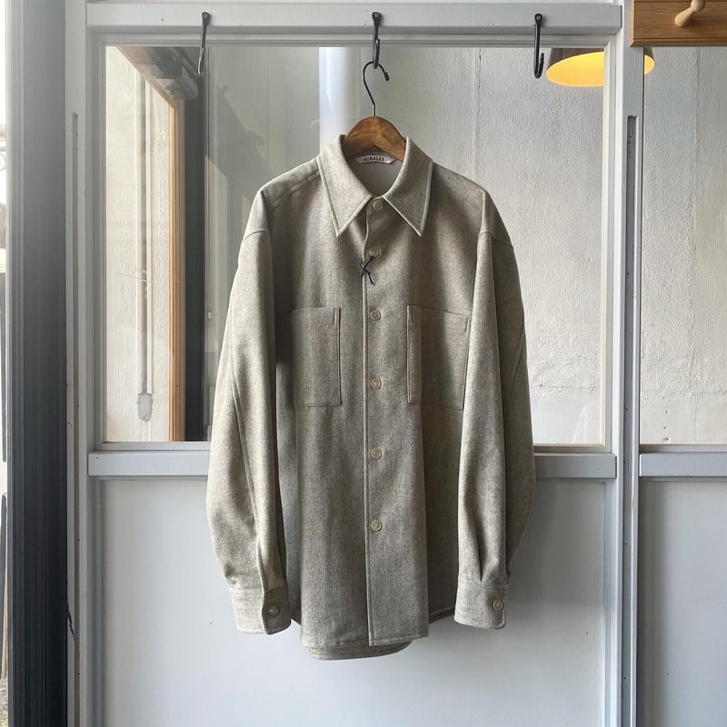 襟レギュラーカラーAURALEE SUPER MILLED SHETLAND WOOLSHIRTS