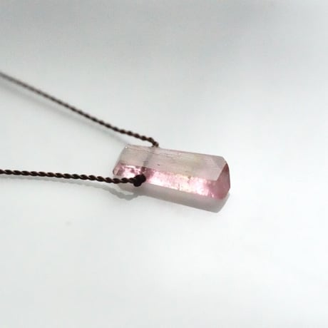 Margaret Solow　Small Geometric  Necklace    Tourmaline