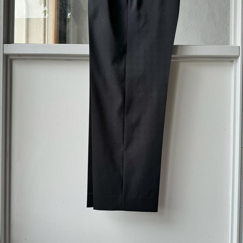 AURALEE LIGHT WOOL MAX GABARDINE TWO-TUCK SLACK AURALEE LIGHT WOOL MAX GABARDINE TWO-TUCK SLACK