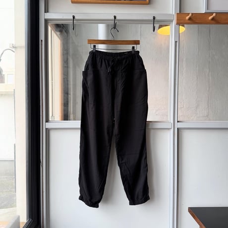 COMOLI　オックス ドローストリングパンツ