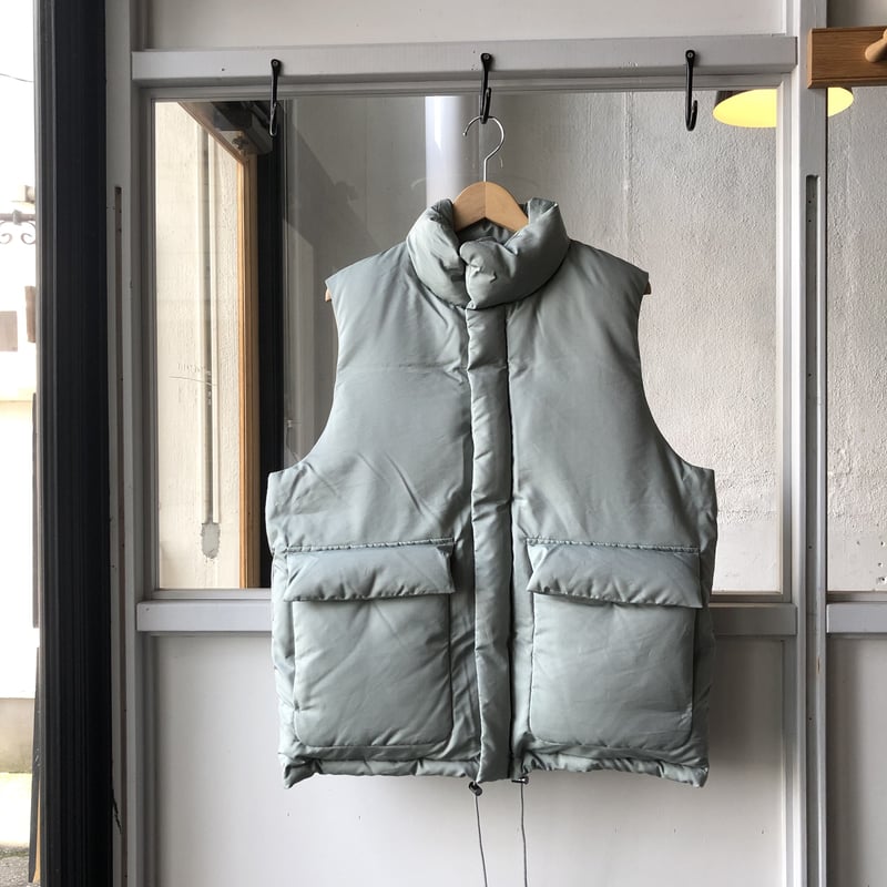 AURALEE LIGHT FINX POLYESTER DOWN VESTナイロン100％