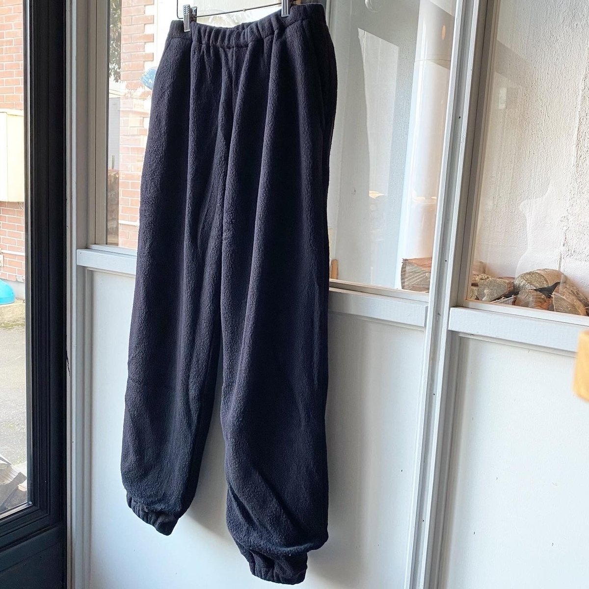 COMOLI ウールフリース トラックパンツ | Less Higashikawa