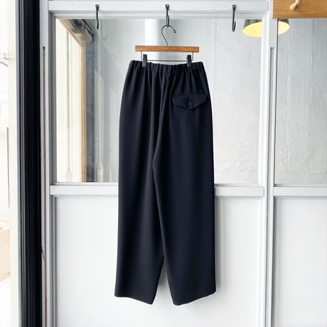 ゴーシュ　ストレッチブラック ワイドパンツ
