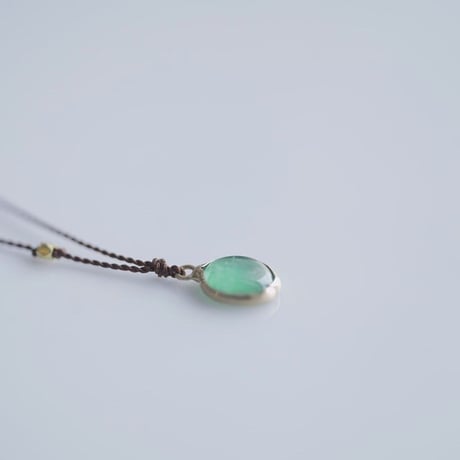 Margaret Solow 　 Enclosed Emerald Cabochon  Necklace