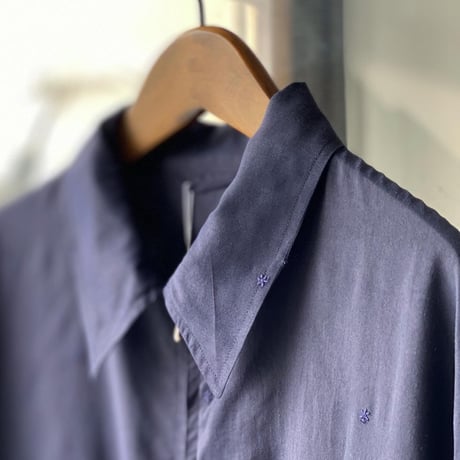 COMOLI　シルク＊ステッチスイングトップ