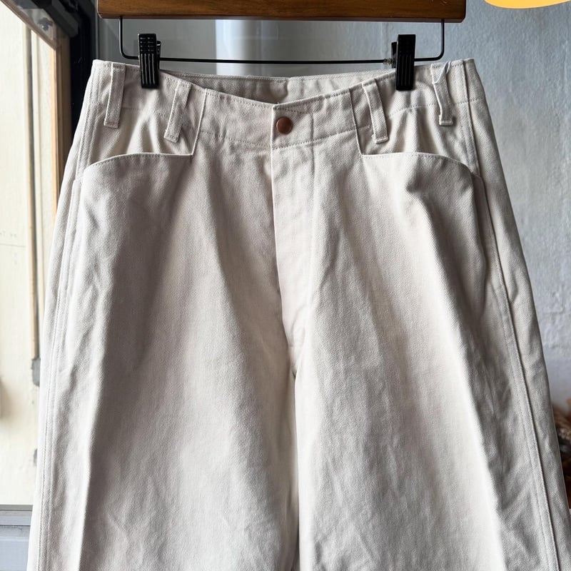 COMOLI コットンツイル ワークパンツ | Less Higashikawa