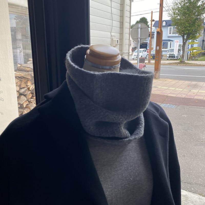 THE INOUE BROTHERS Neck Warmer | Less Higashikawa
