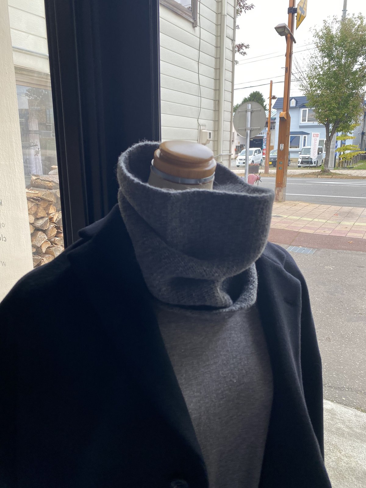 THE INOUE BROTHERS Neck Warmer | Less Higashikawa