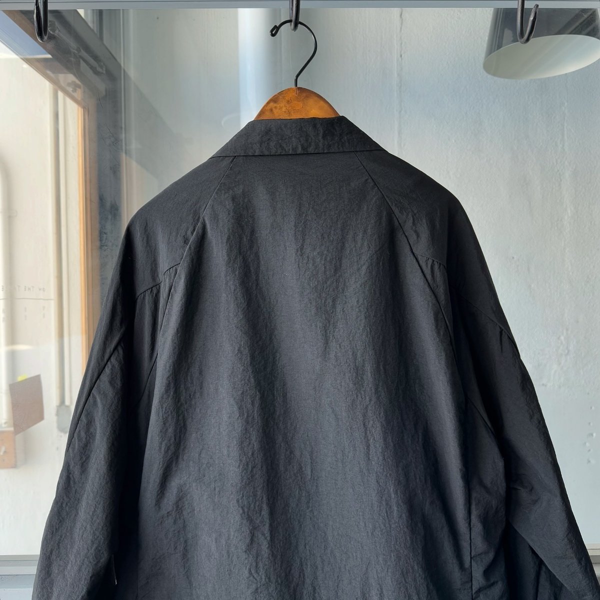 TEATORA テアトラ Wallet JKT PLUS packable 5 TEATORA Wallet Jacket Plus DR Black | HAVEN