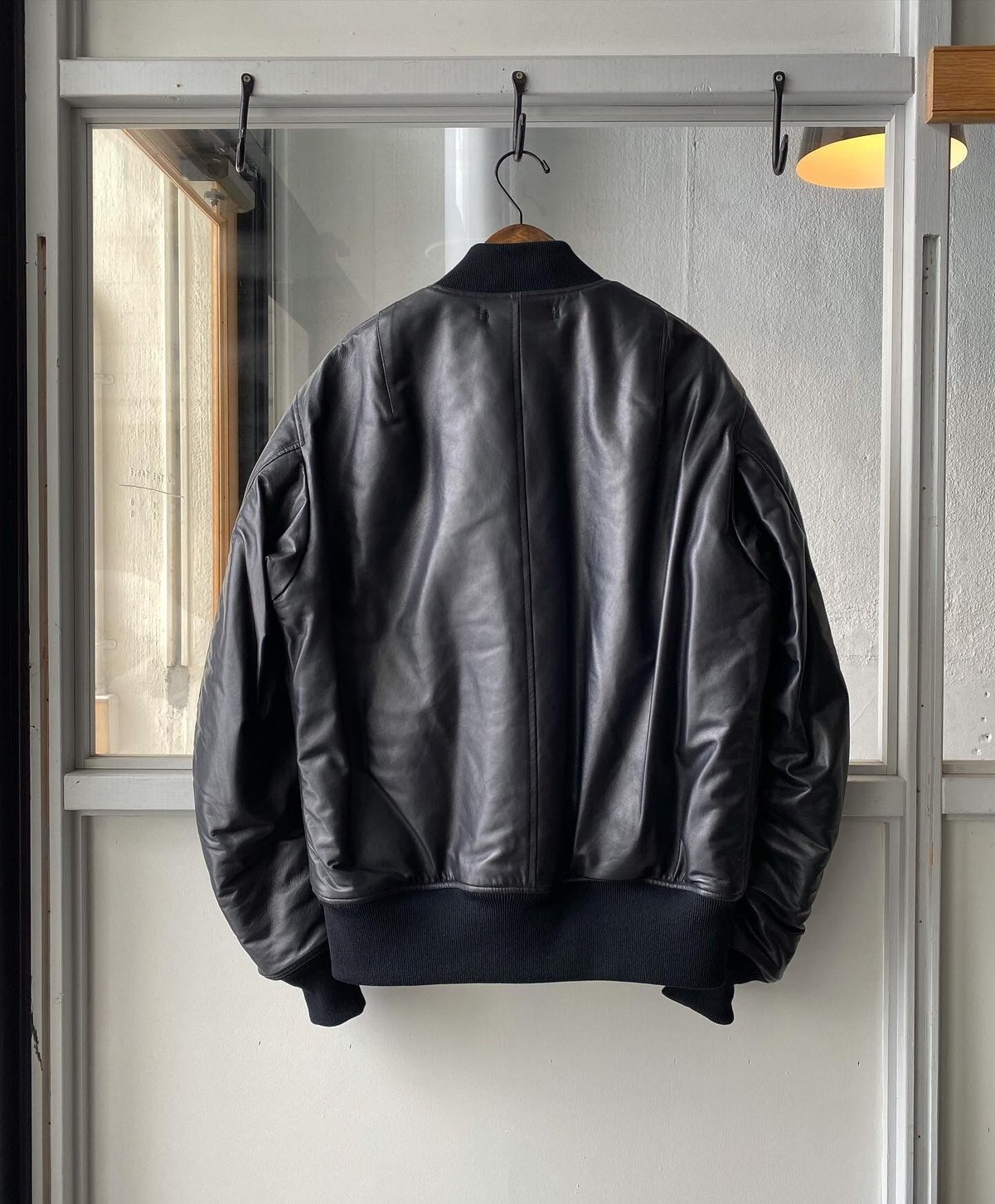 COMOLI シープスキン MA-1 | Less Higashikawa
