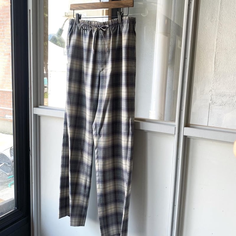 AURALEE SUPER LIGHT WOOL CHECK EASY SLACKS | L