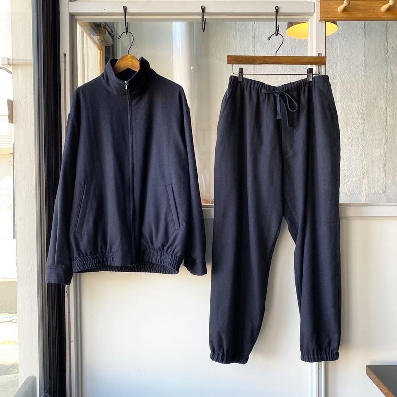 COMOLI カシミヤ ドローストリングパンツ | Less Higashikawa COMOLI カシミヤ ドローストリングパンツ | Less Higashikawa