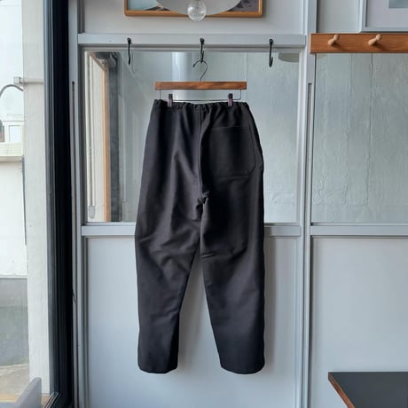 COMOLI　モールスキン ドローストリングパンツ