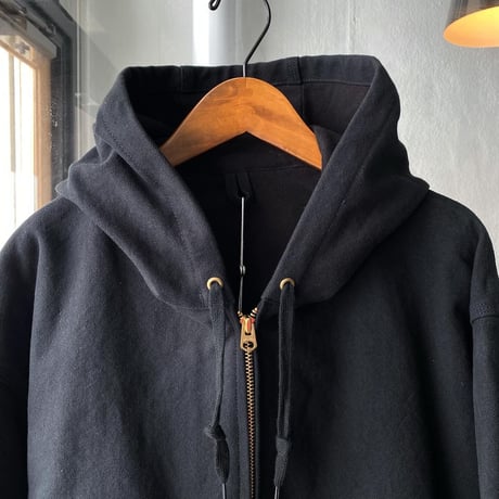 COMOLI 　コットンダック ジップパーカ
