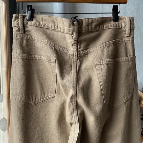 AURALEE  　BOTANICAL DYED SELVEDGE DENIM PANTS