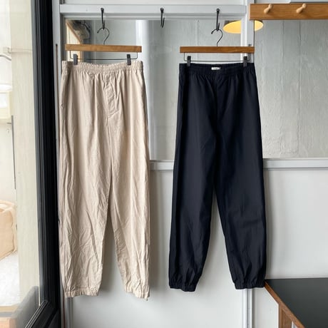 AURALEE　HIGH COUNT WOOL POPLIN PANTS