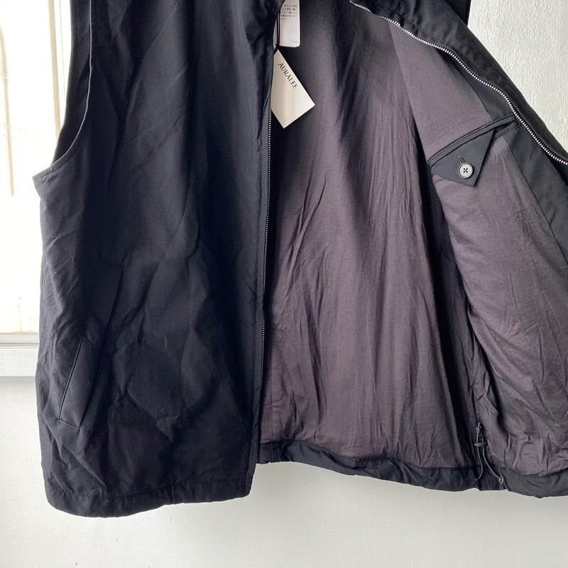 AURALEE HIGH COUNT WOOL POPLIN VEST | Less Hig AURALEE HIGH COUNT WOOL POPLIN VEST | Less Hig