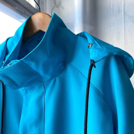 AURALEE 　WOOL MAX CANVAS HOODED BLOUSON