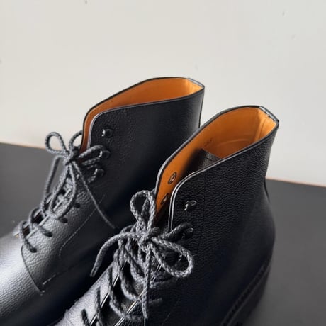 FOOTWORKS　Lace-up Boots in Grain Leather