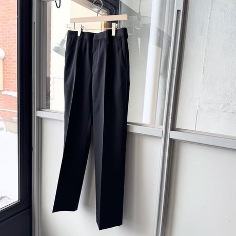 AURALEE　LIGHT WOOL MAX GABARDINE SLACKS