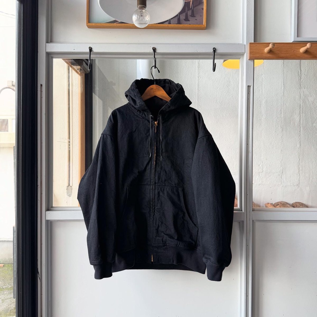 COMOLI ブラックデニムジップパーカ　サイズ① COMOLI (コモリ) ブラックデニム ジップパーカ