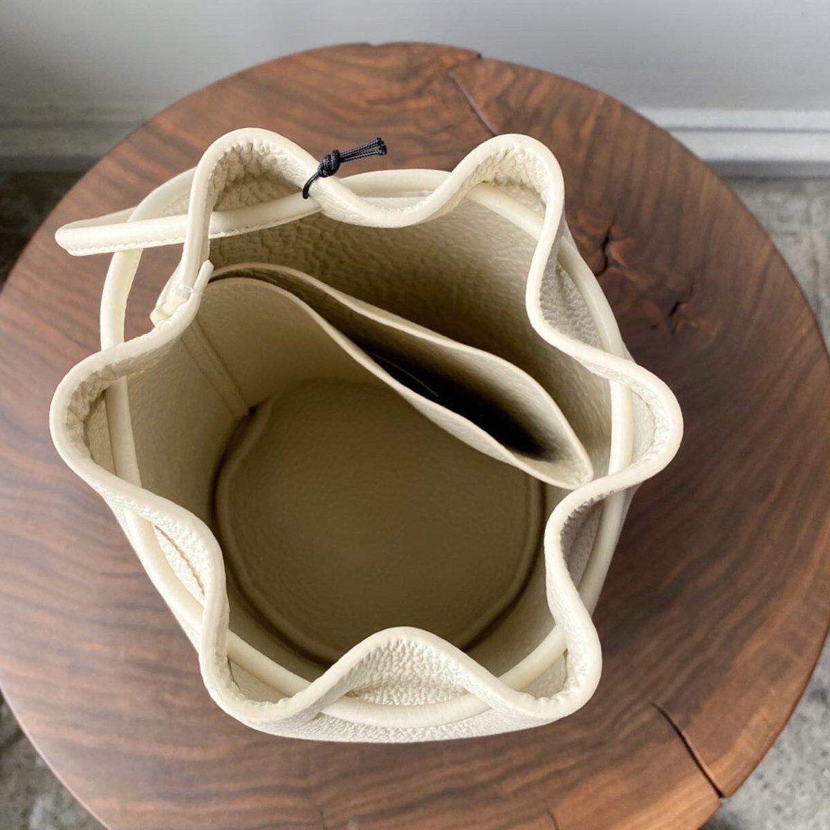 Aeta HAND POUCH (PG41) | Less Higashikawa Aeta HAND POUCH (PG41) | Less Higashikawa