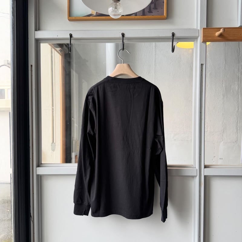COMOLI サープラス ロングスリーブ Tシャツ COMOLI サープラス 長袖シャツ | Less Higashikawa